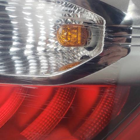 Piloto trasero exterior derecho GV4113404BH FORD