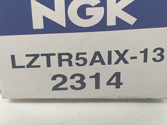 LZTR5AIX13 Chrysler