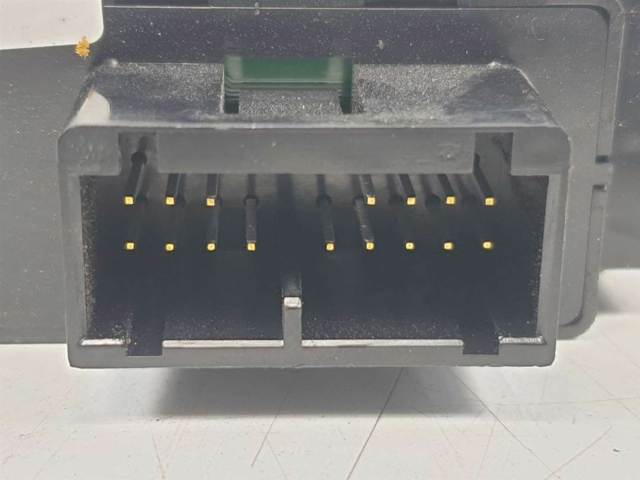 Comprar Botón de emergencia Land Rover Range Rover I L320 a bajo precio