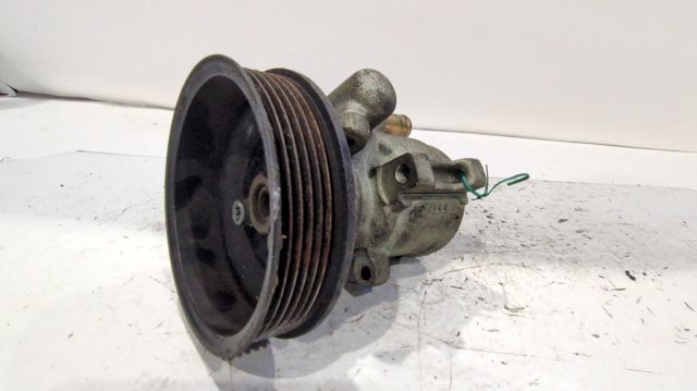 Bomba hidráulica de dirección 030145157 VAG