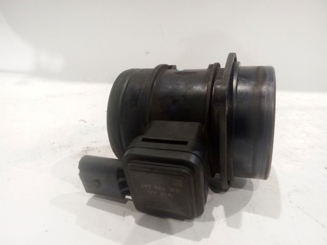 03L906461 VAG Sensor de flujo de masa de aire  disponible Vigo