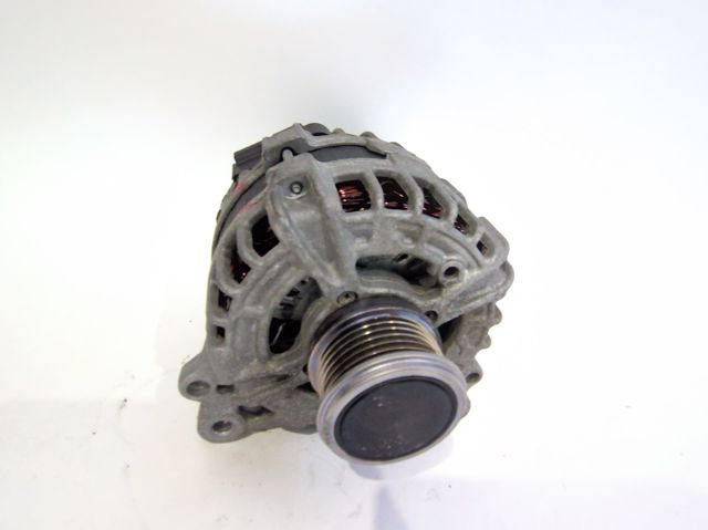 VAG 04L903021G Alternador  en stock Valencia