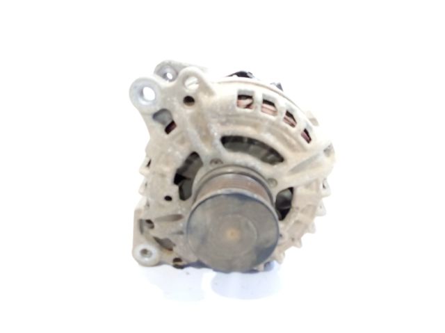 VAG 04L903024S Alternador  en stock Salamanca