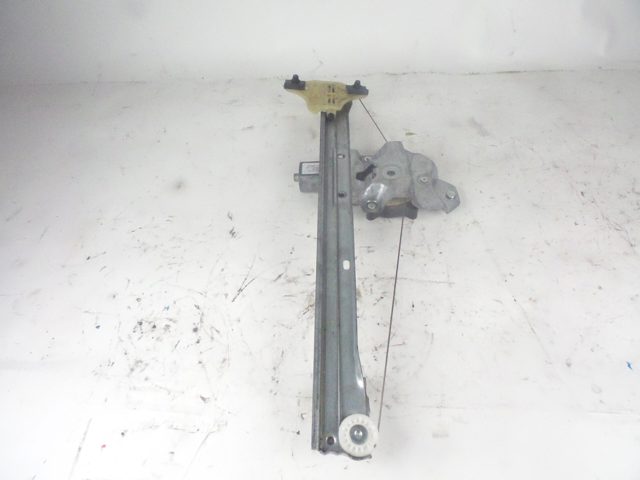 RENAULT 128001471B Mecanismo de elevalunas delantero derecha comprar Barcelona