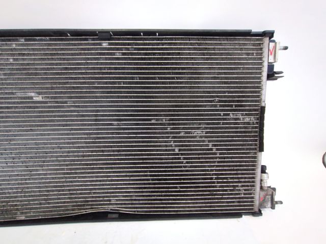 OPEL 13330217 Condensador aire acondicionado  en stock Terrassa
