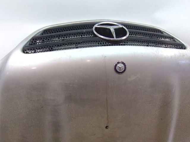1638800257 Mercedes