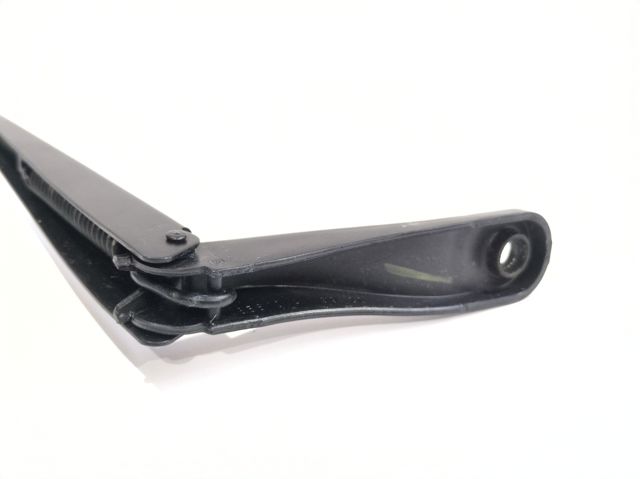 Comprar Brazo del limpiaparabrisas Peugeot 2008 II a bajo precio