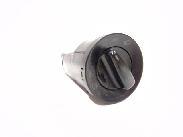 Interruptor de luces en el tablero 1C0941531A VAG