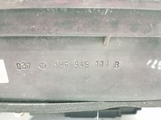 VAG 1H6945111B Piloto trasero izquierdo comprar Barcelona