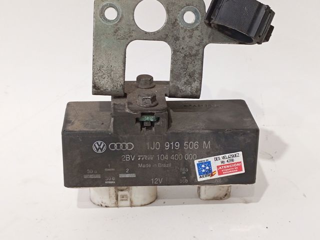 Regulador de velocidad del ventilador de refrigeración (unidad de control) 1J0919506M VAG