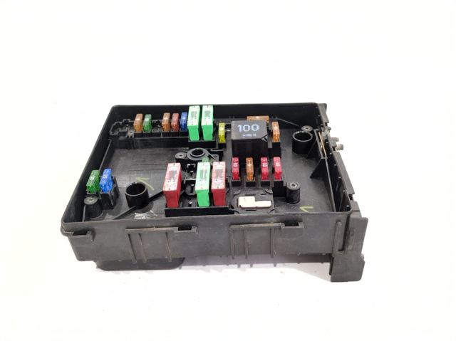 Caja reles para Volkswagen Golf V (1K1)