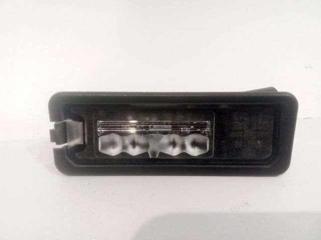 Luz de matricula 1K8943021D VAG
