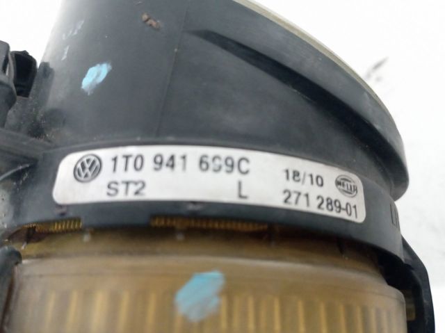 Luces antiniebla  izquierdo 1T0941699C VAG