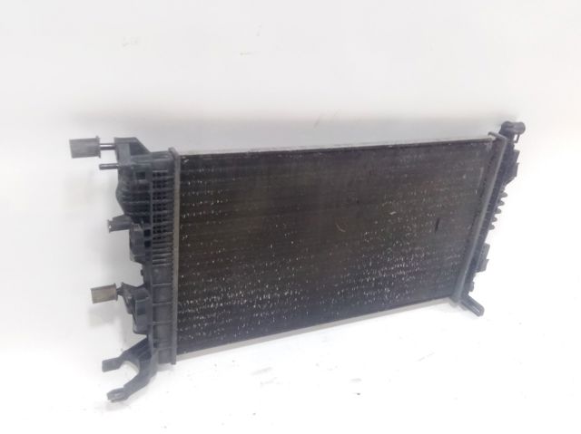 RENAULT 214105150R Radiador  en stock Terrassa
