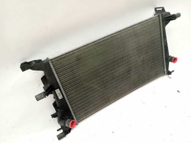 214105150R Radiador de refrigeración del motor  comprar en Zaragoza