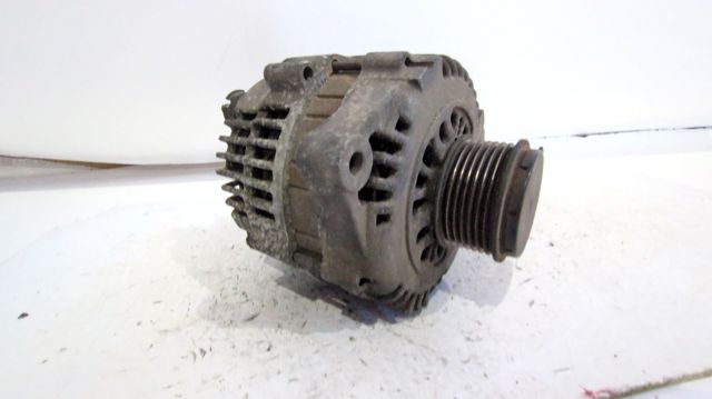 23100DB00A RENAULT Alternador  en stock Córdoba