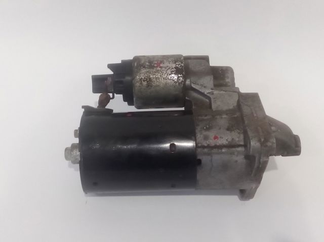 233001073R Motor de arranque  en stock Sabadell