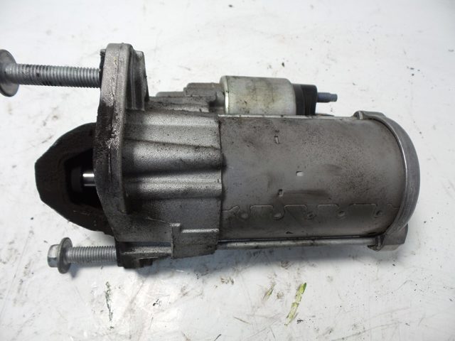 233004868R RENAULT Motor de arranque  comprar en Oviedo