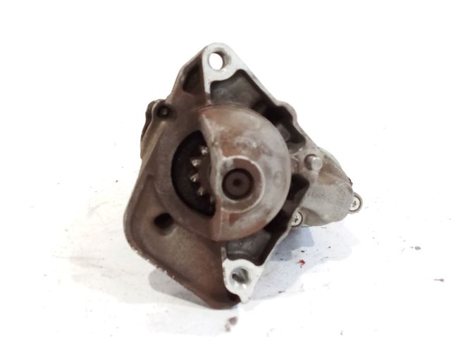 233004868R Motor de arranque  disponible Utrera