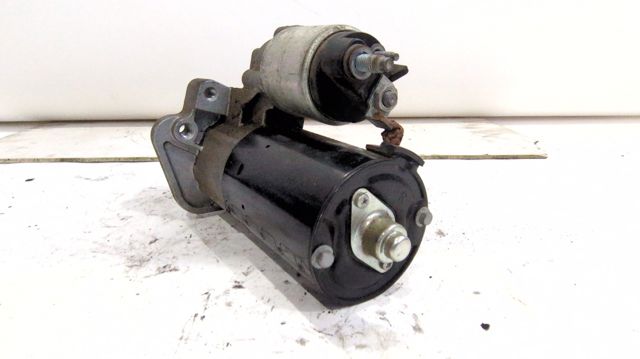RENAULT 233006124R Motor de arranque  disponible Valladolid