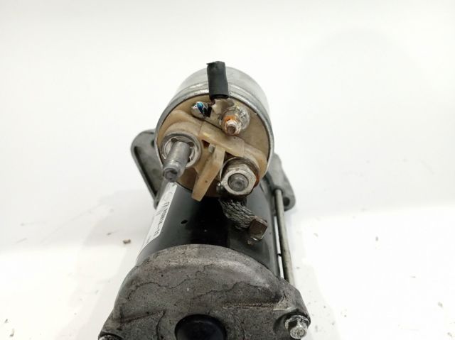 RENAULT 233007689R Motor de arranque  disponible Lugo