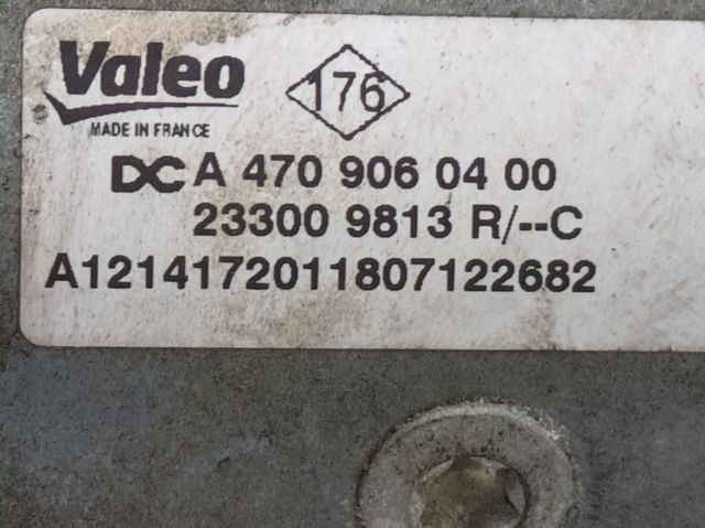 RENAULT 233009813R Motor de arranque  en stock Terrassa