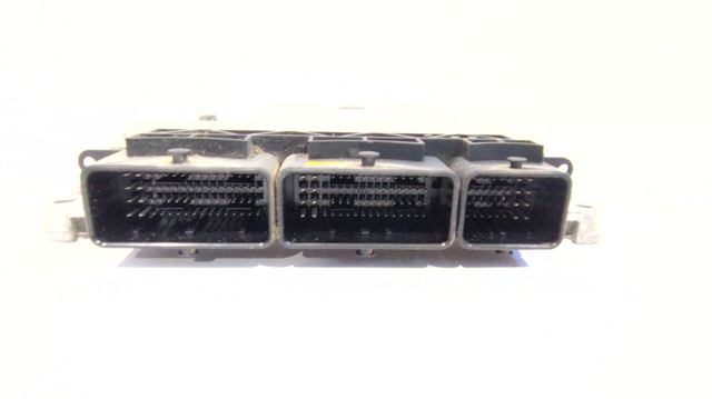 237106319R RENAULT ECU  en stock Huelva