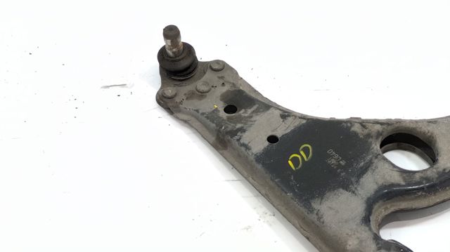 Brazo inferior derecho de la suspensión delantera 24454478 OPEL