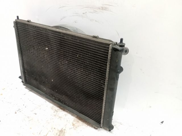 Radiador del motor 253104A110 HYUNDAI