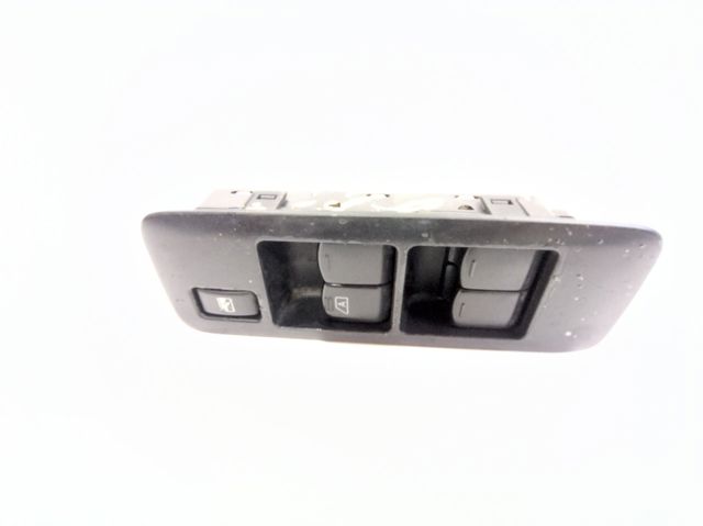 25401BR00B Interruptor de elevalunas delantera izquierda  en stock Sabadell