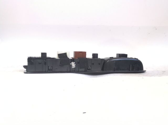 254112588R Interruptor de elevalunas delantera izquierda  en stock Castellón