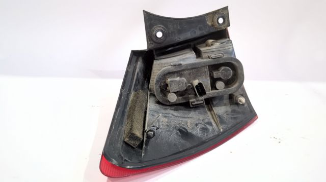 26550JD000 NISSAN Piloto trasero exterior derecho  comprar en Oviedo