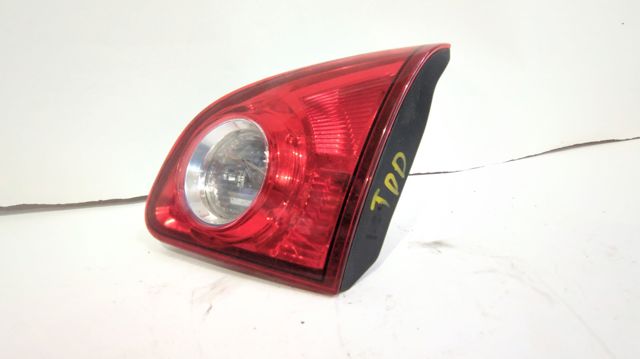 26554JD85A NISSAN Piloto trasero interior derecho  en stock Gandía