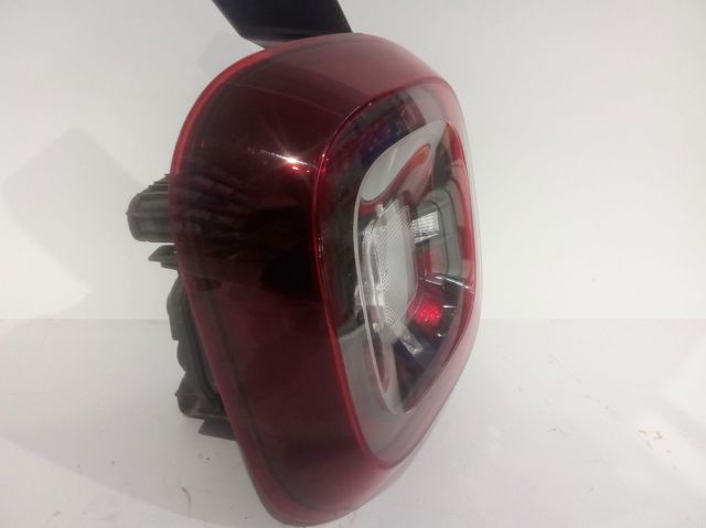 265558217R Piloto trasero izquierdo  comprar en Zaragoza