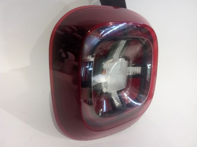 265558217R RENAULT Piloto trasero izquierdo comprar Alcalá