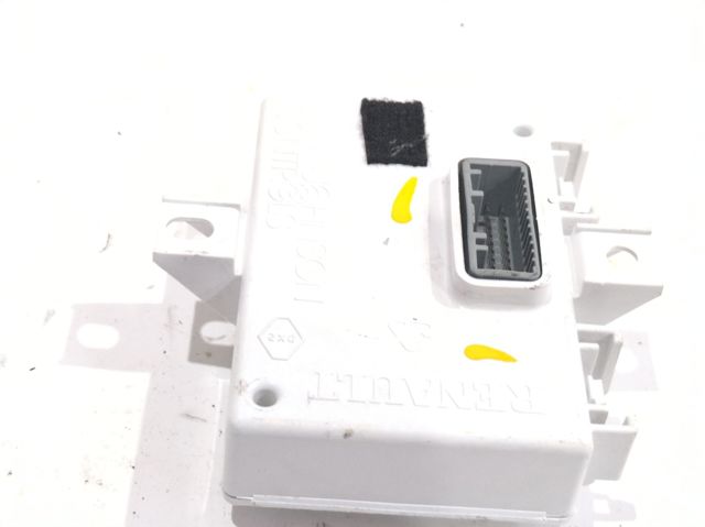 RENAULT 283464084R Unidad de control de navegación  en stock Valencia