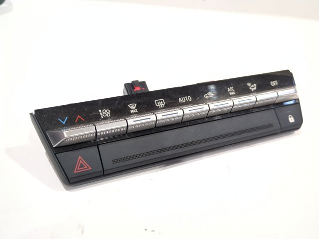 RENAULT 283E83443R  en stock Terrassa