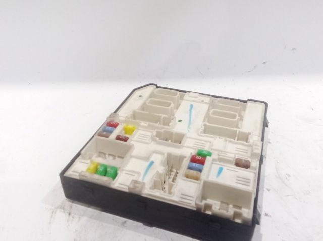 284B62069R RENAULT Caja de fusibles comprar Madrid