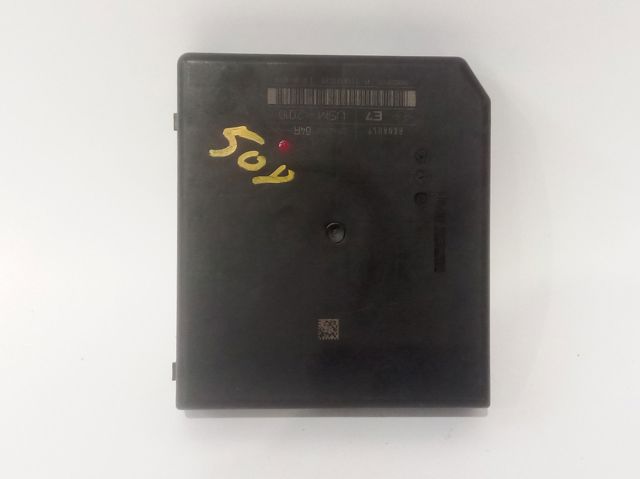 Comprar Caja de fusibles Renault Kangoo II FW0 a bajo precio