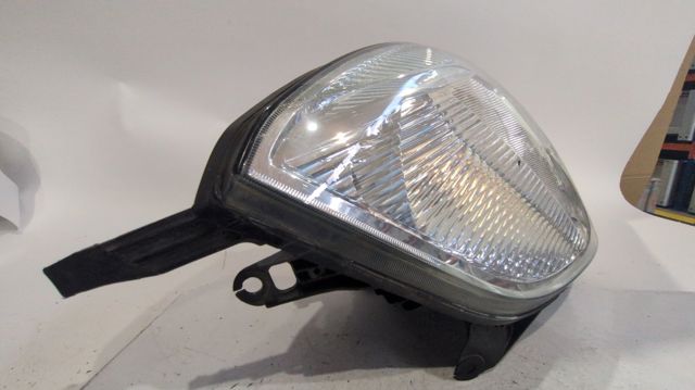 Optica delantera Ford Fiesta V hatchback comprar en España