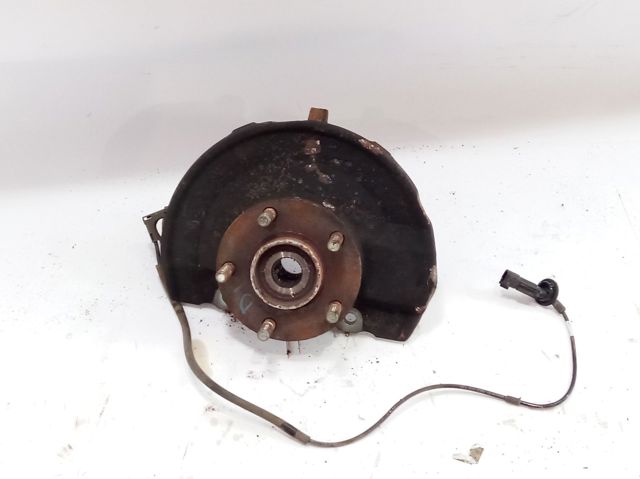 Mangueta delantera izquierda 3870A007 MITSUBISHI
