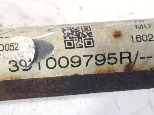 391009795R Semieje delantero derecho  disponible Málaga