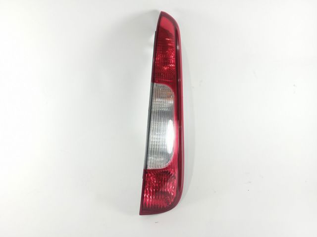 Comprar Piloto trasero derecho Ford C-Max  DM2 a bajo precio