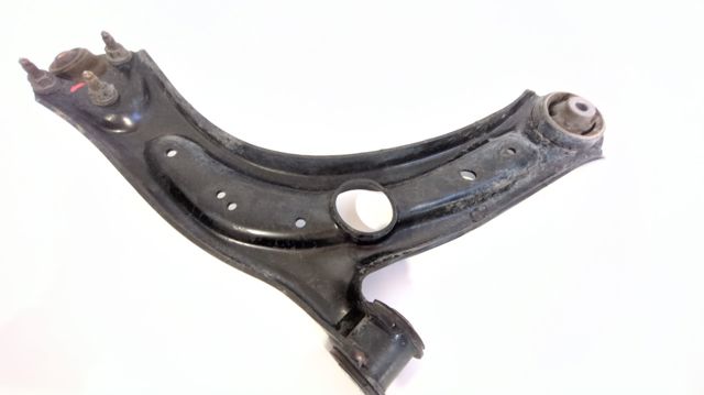 Brazo inferior izquierdo de la suspensión delantera 3Q0407153D VAG