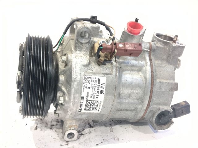 3Q0816803E Compresor de aire acondicionado  en stock Sabadell