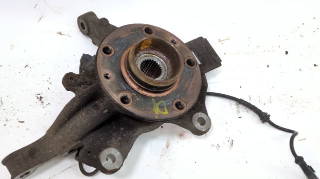 RENAULT 400150053R Mangueta delantera izquierda  en stock Terrassa