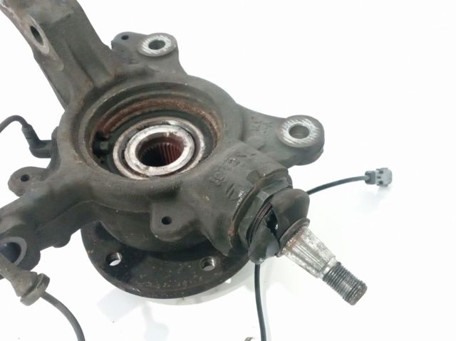 Mangueta delantera izquierda 400150081R RENAULT