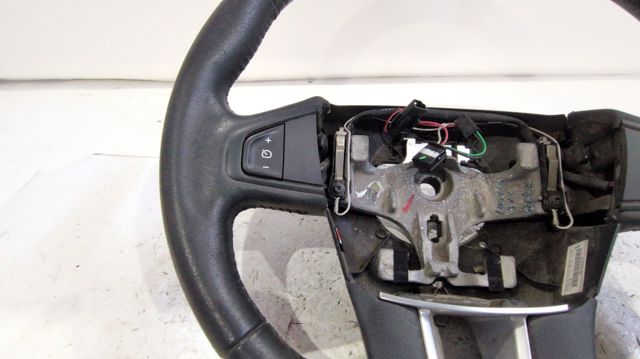 484300001R RENAULT Volante  disponible Vigo