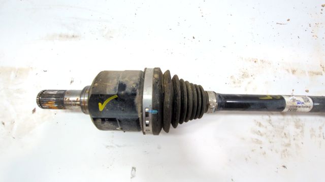 495002Y930 Semieje delantero izquierdo  en stock Granada