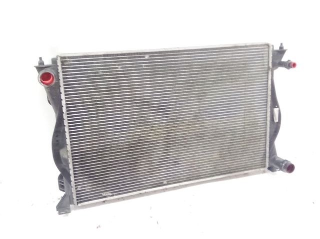 Radiador del motor 4F0121251L VAG
